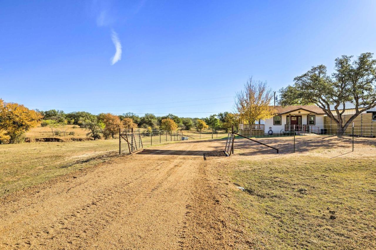 Cozy Fredericksburg Studio Near Wineries! Ngoại thất bức ảnh
