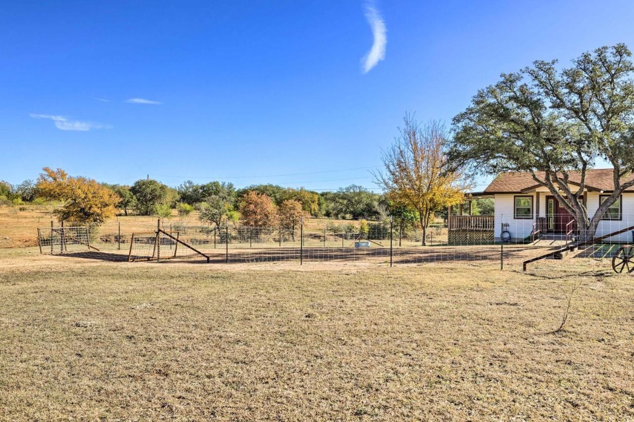 Cozy Fredericksburg Studio Near Wineries! Ngoại thất bức ảnh